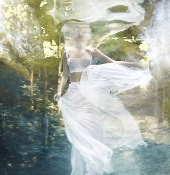 Barbara Cole Artwork | Bright, exciting, abstract, figurative, underwater figurative photographs.