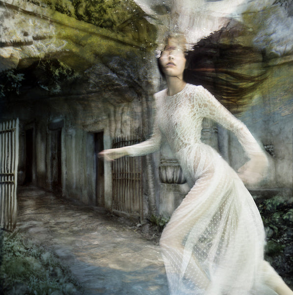 Barbara Cole Artwork | Bright, exciting, abstract, figurative, underwater figurative photographs.