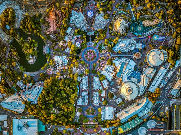Jeffrey Milstein Artwork | Colourful, dramatic, graphic, and geometric aerial photographs of New York, Paris, London, Versailles, and Los Angeles.
