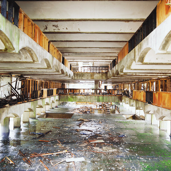 Dan Dubowitz Artwork | Moody, dramatic, dystopian architectural photographs of deserted cities.