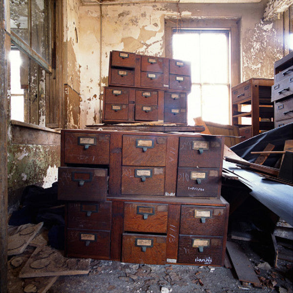 Dan Dubowitz Artwork | Moody, dramatic, dystopian architectural photographs of deserted cities.