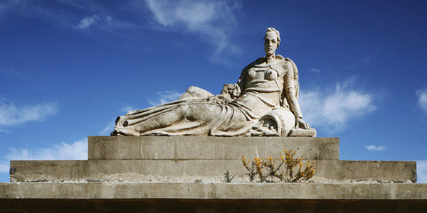 Dan Dubowitz Artwork | Moody, dramatic, dystopian architectural photographs of deserted cities.