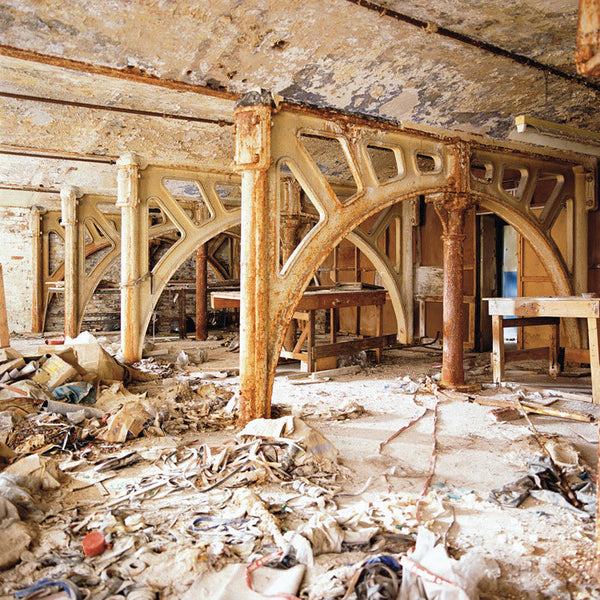 Dan Dubowitz Artwork | Moody, dramatic, dystopian architectural photographs of deserted cities.