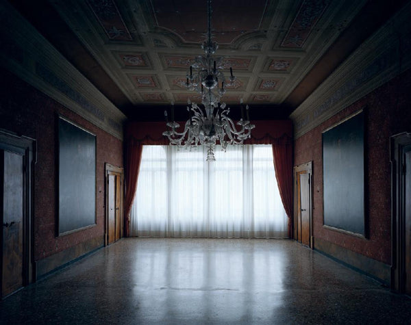 David Leventi Artwork | Dramatic detailed architectural photographs of opera houses, prisons, palazzos, and New York City.