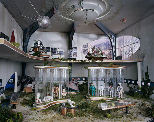 Lori Nix Artwork | Photographs of dramatic miniature architectural dioramas of dystopian architectural exteriors and interiors.