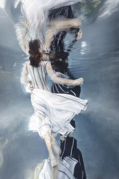 Barbara Cole Artwork | Bright, exciting, abstract, figurative, underwater figurative photographs.