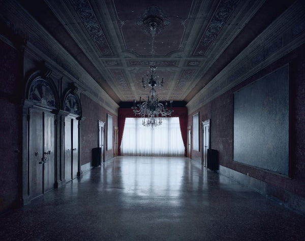 David Leventi Artwork | Dramatic detailed architectural photographs of opera houses, prisons, palazzos, and New York City.