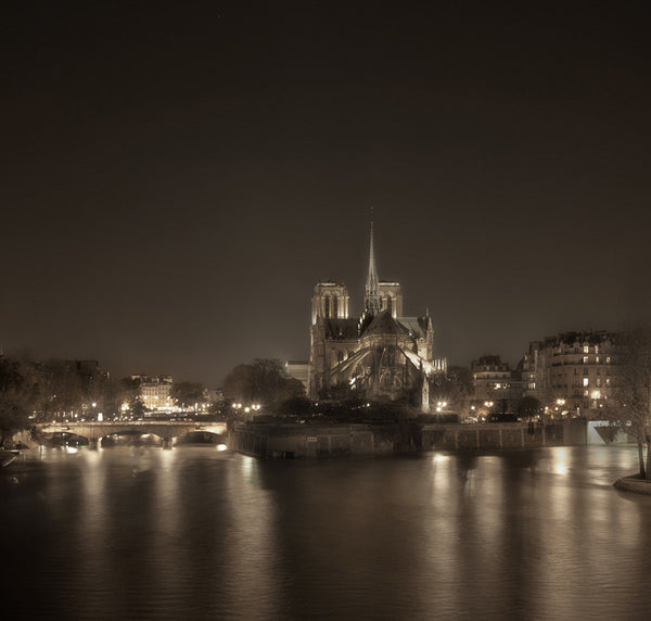 Joshua Jensen-Nagle Artwork | Bright, airy, nostalgic photographs of beaches, skiers, mountains, gardens, exteriors and interiors.