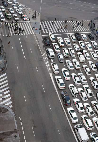 Katrin Korfmann Artwork | Vibrant, colourful, sometimes monochromatic, aerial composite photographs of human interactions in public spaces.