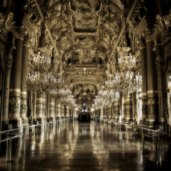 Joshua Jensen-Nagle Artwork | Bright, airy, nostalgic photographs of beaches, skiers, mountains, gardens, exteriors and interiors.