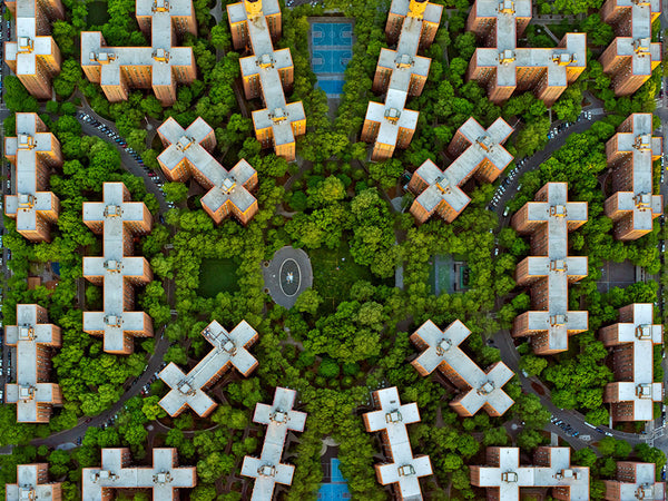 Jeffrey Milstein Artwork | Colourful, dramatic, graphic, and geometric aerial photographs of New York, Paris, London, Versailles, and Los Angeles.