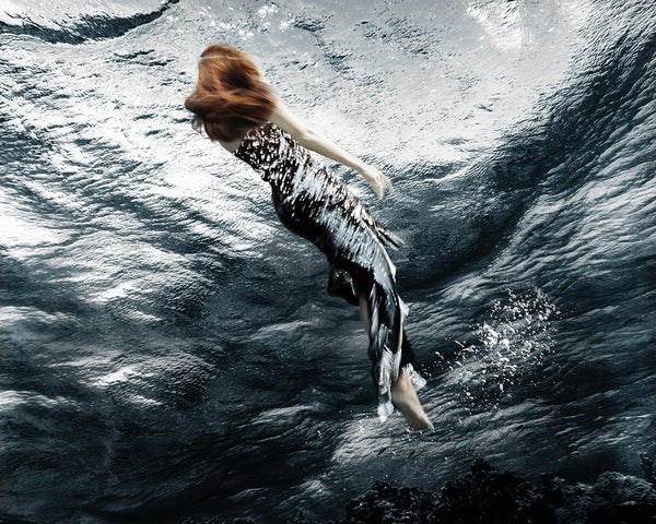 Barbara Cole Artwork | Bright, exciting, abstract, figurative, underwater figurative photographs.