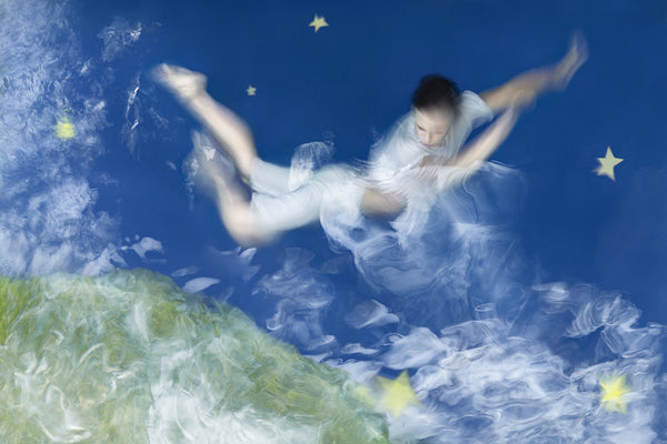 Barbara Cole Artwork | Bright, exciting, abstract, figurative, underwater figurative photographs.