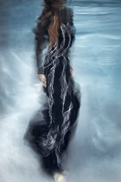 Barbara Cole Artwork | Bright, exciting, abstract, figurative, underwater figurative photographs.