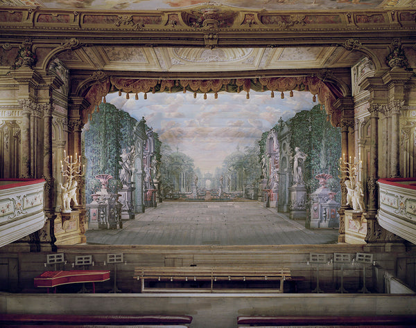 David Leventi Artwork | Dramatic detailed architectural photographs of opera houses, prisons, palazzos, and New York City.