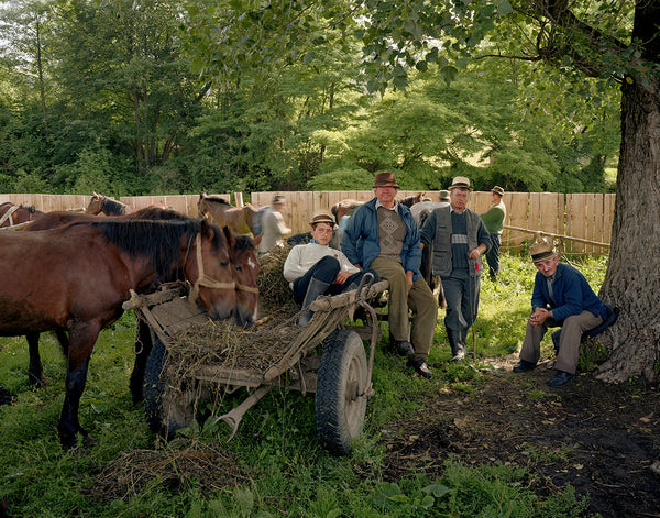 David Leventi Artwork | Dramatic detailed architectural photographs of opera houses, prisons, palazzos, and New York City.