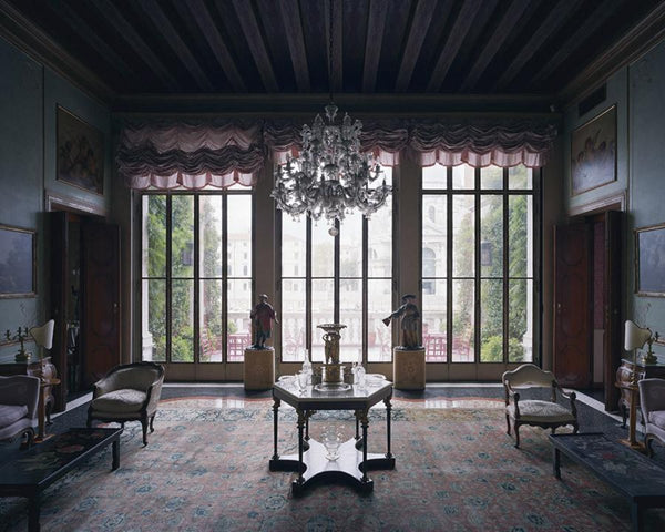 David Leventi Artwork | Dramatic detailed architectural photographs of opera houses, prisons, palazzos, and New York City.