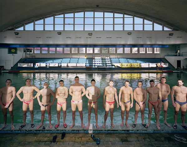 David Leventi Artwork | Dramatic detailed architectural photographs of opera houses, prisons, palazzos, and New York City.