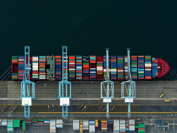 Jeffrey Milstein Artwork | Colourful, dramatic, graphic, and geometric aerial photographs of New York, Paris, London, Versailles, and Los Angeles.