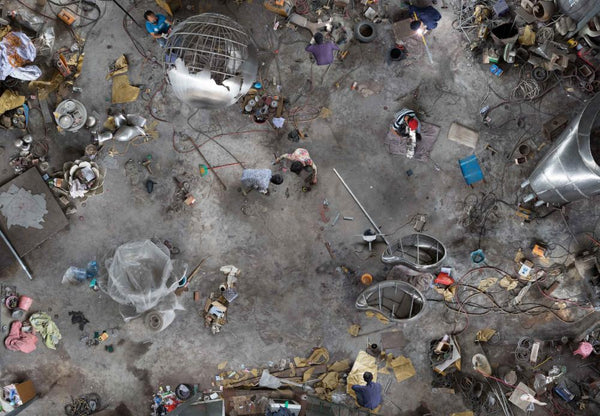 Katrin Korfmann Artwork | Vibrant, colourful, sometimes monochromatic, aerial composite photographs of human interactions in public spaces.