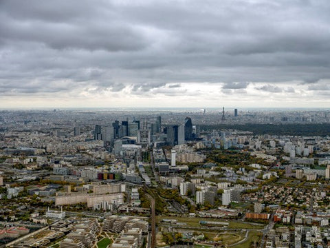 La Defense 10 - Available in 5 Sizes